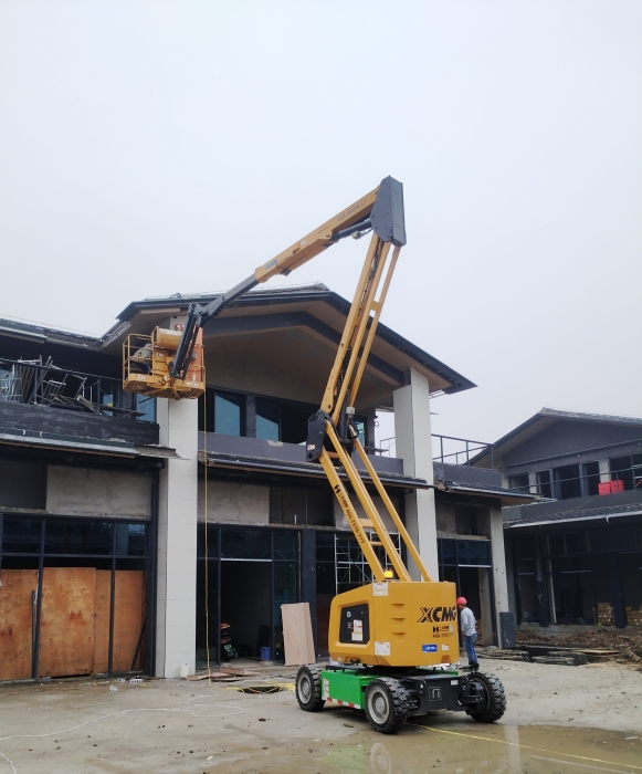 绿色建造新标杆！云顶集团锂电高机助力鄂州民生工程